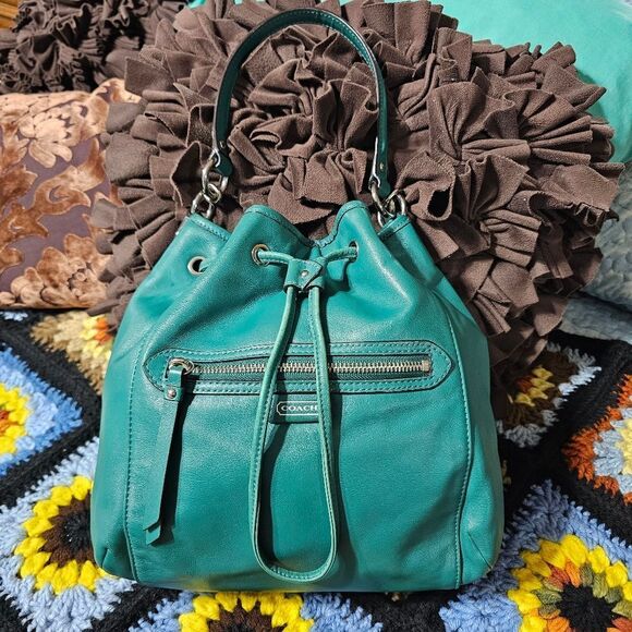 Coach Green Drawstring Calfskin 2WAY Shoulder Bag Purse